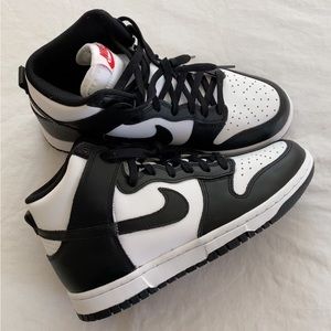 Nike Dunk High Retro sneakers in white/black
